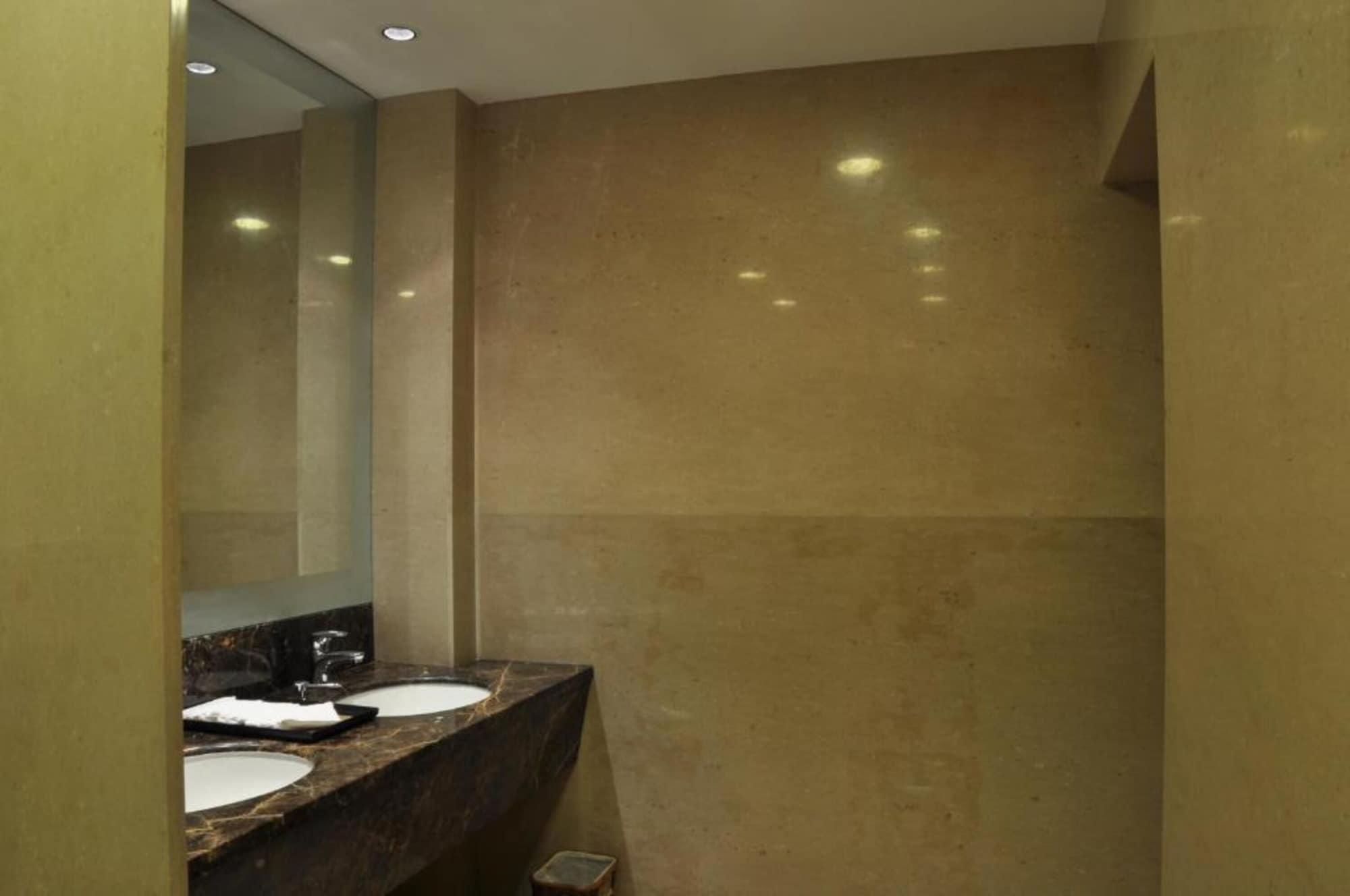 Adarsh Hamilton 4* Bangalore