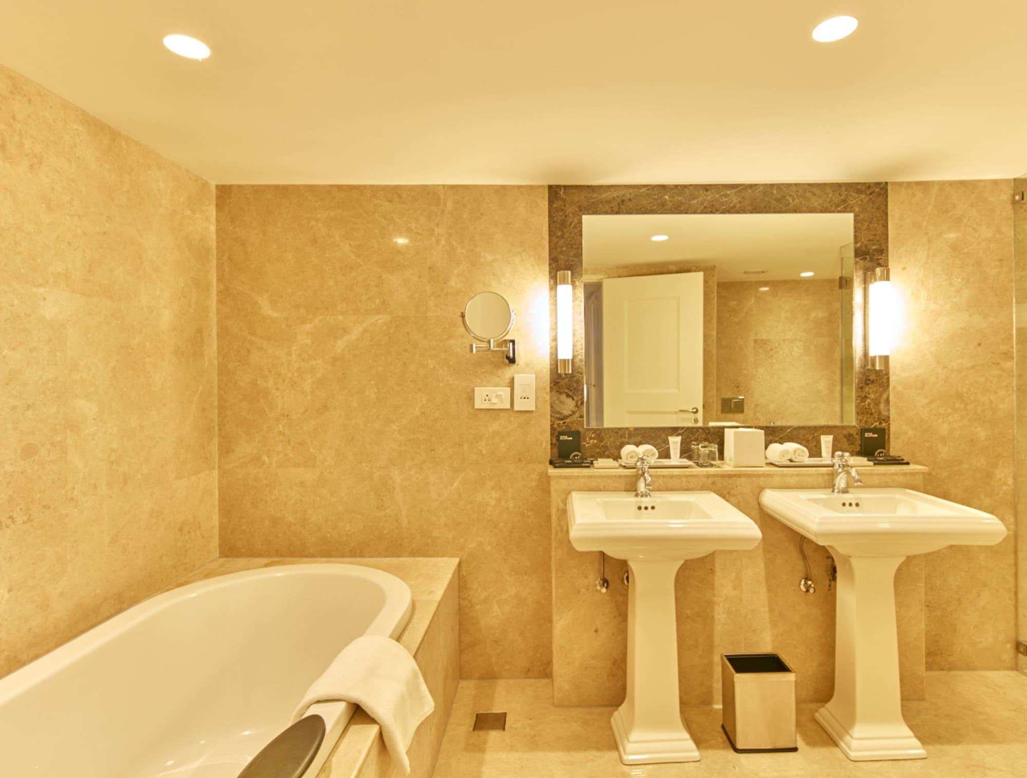 The Waverly Hotel & Residences Hotel