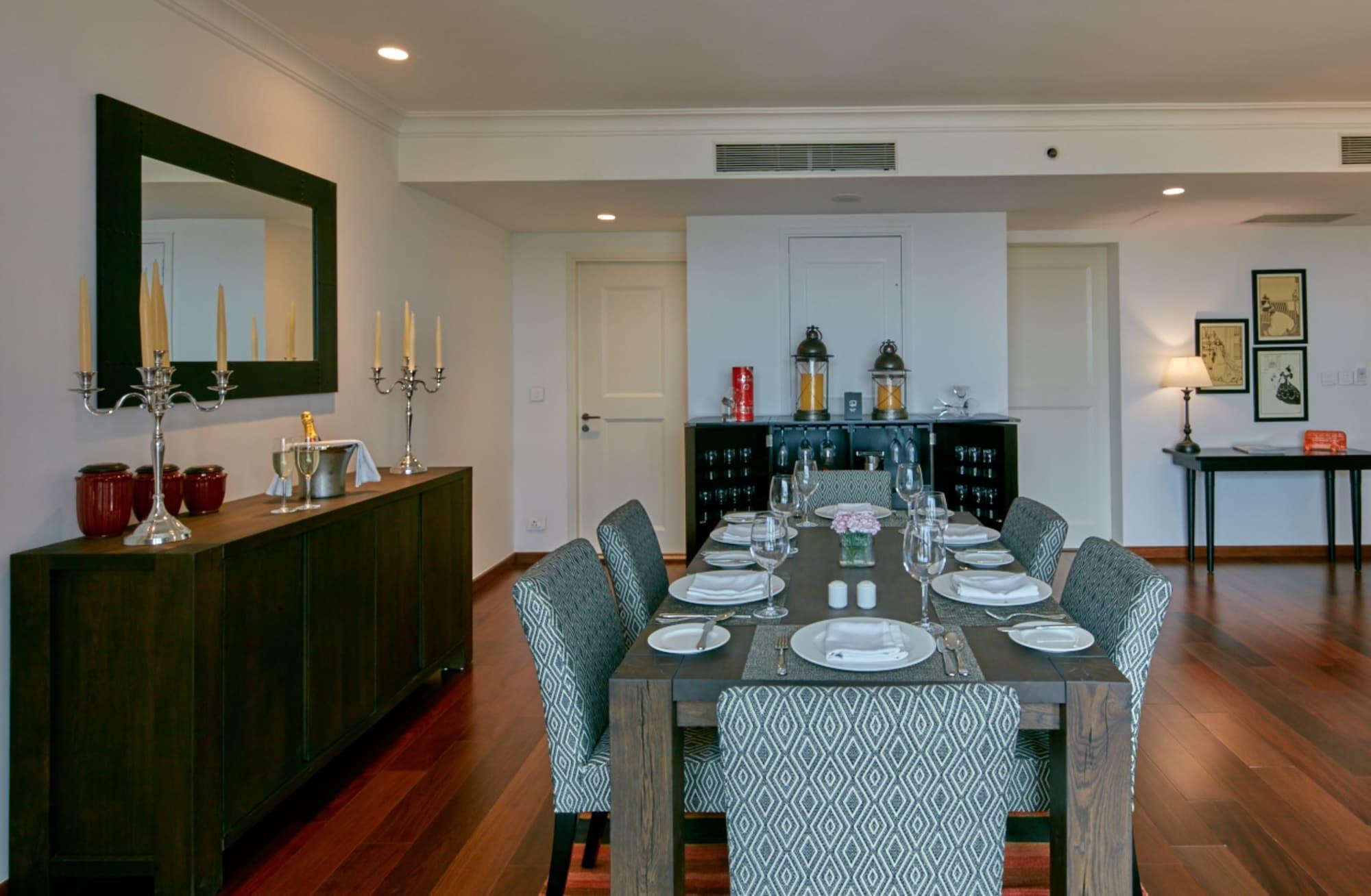 The Waverly Hotel & Residences