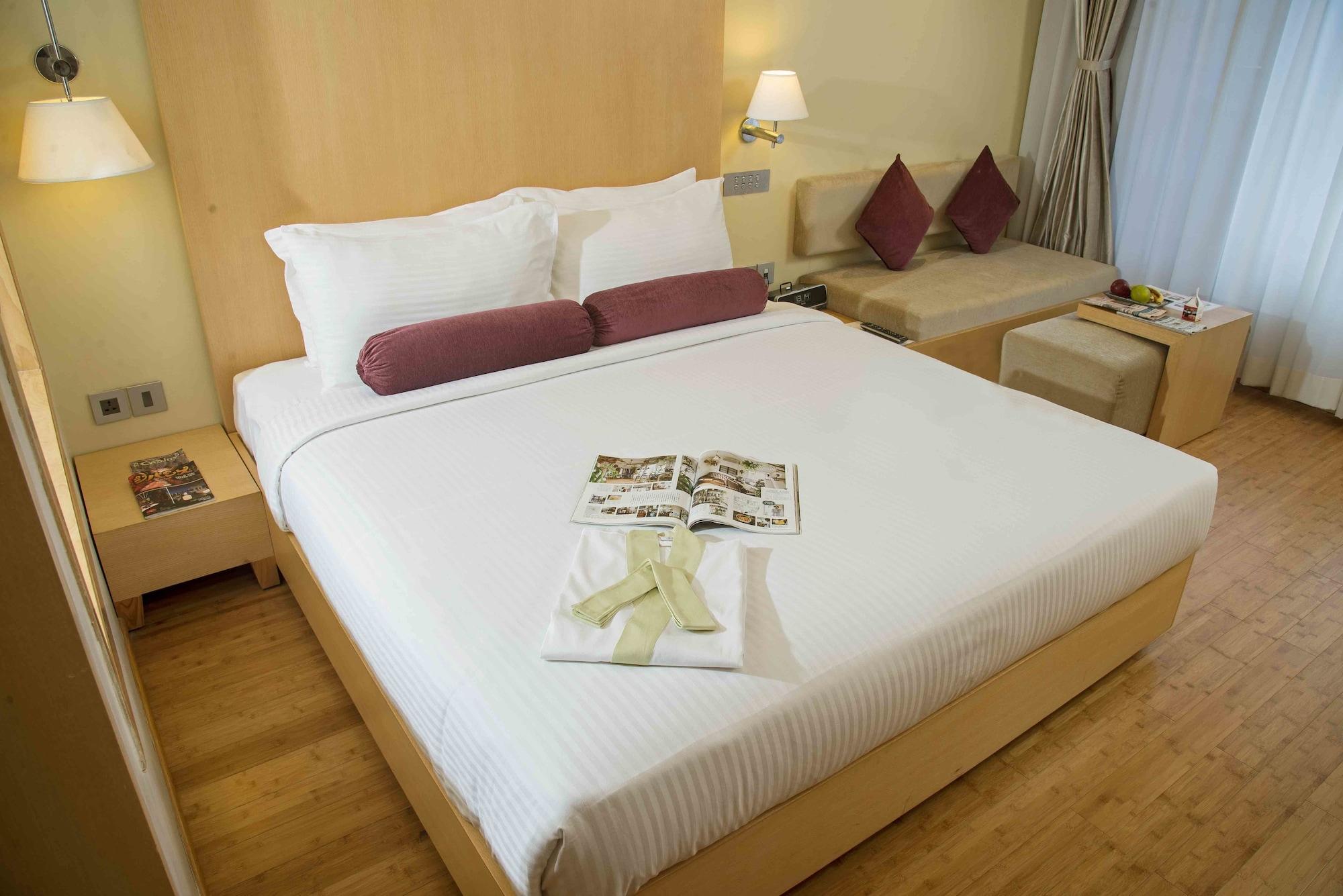 Hotel The Chancery Bangalore