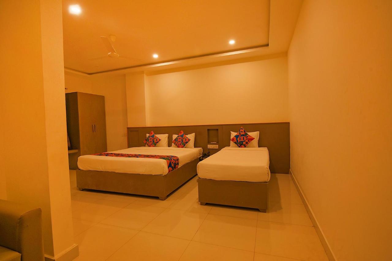Fabhotel Champion Gateway - Yelahanka