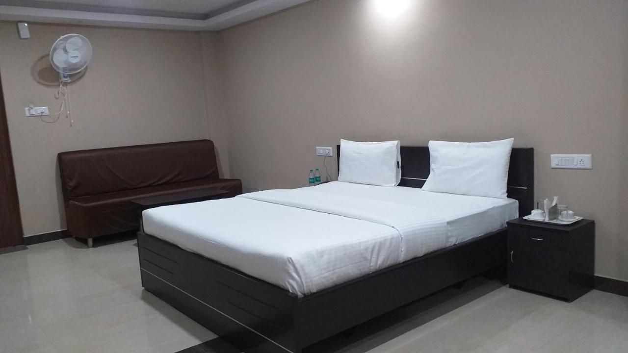 Hotel The Nisarga Grand
