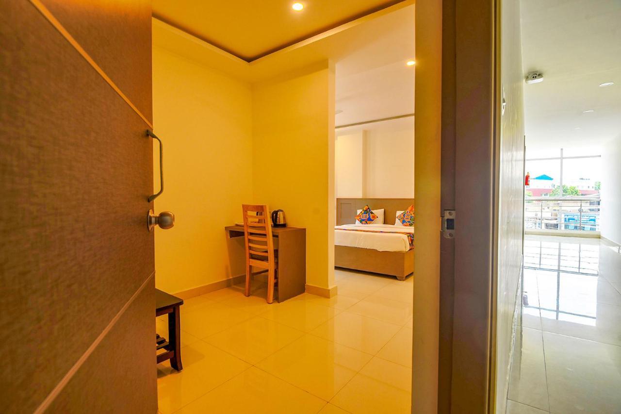 Fabhotel Champion Gateway - Yelahanka 3*