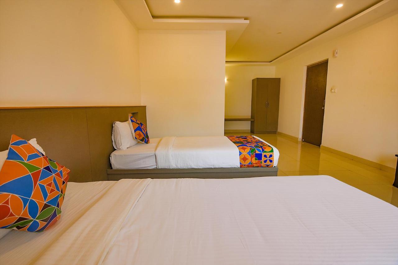 Hotel Fabhotel Champion Gateway - Yelahanka 3*