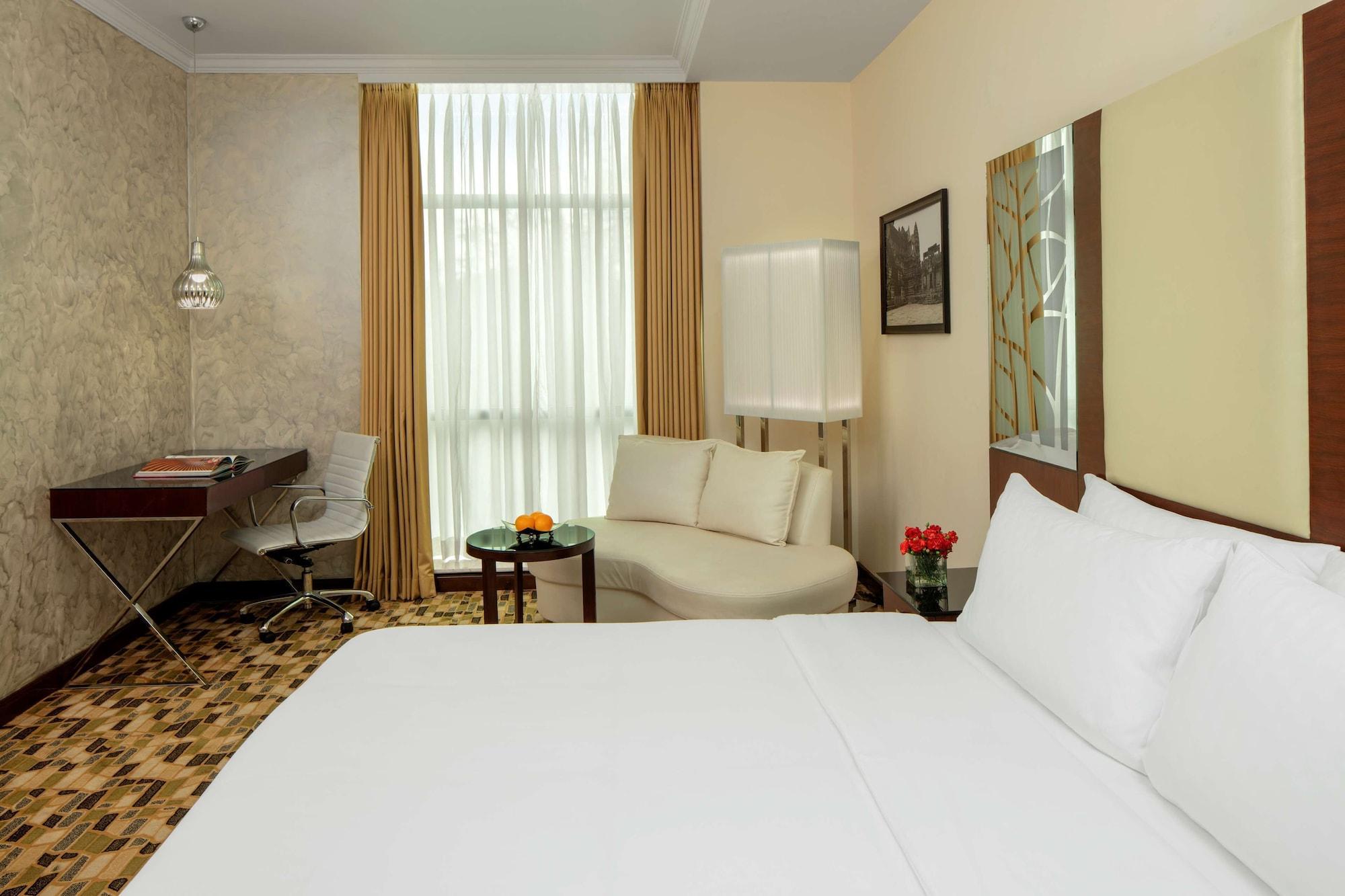 Radisson Blu Atria 5* Bangalore