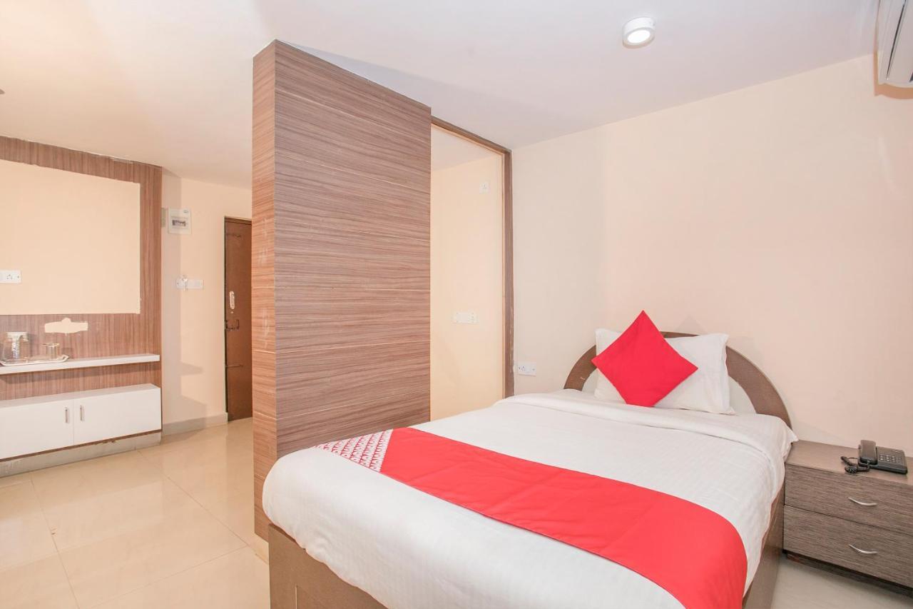 Oyo 8116 Park Hotel Bangalore