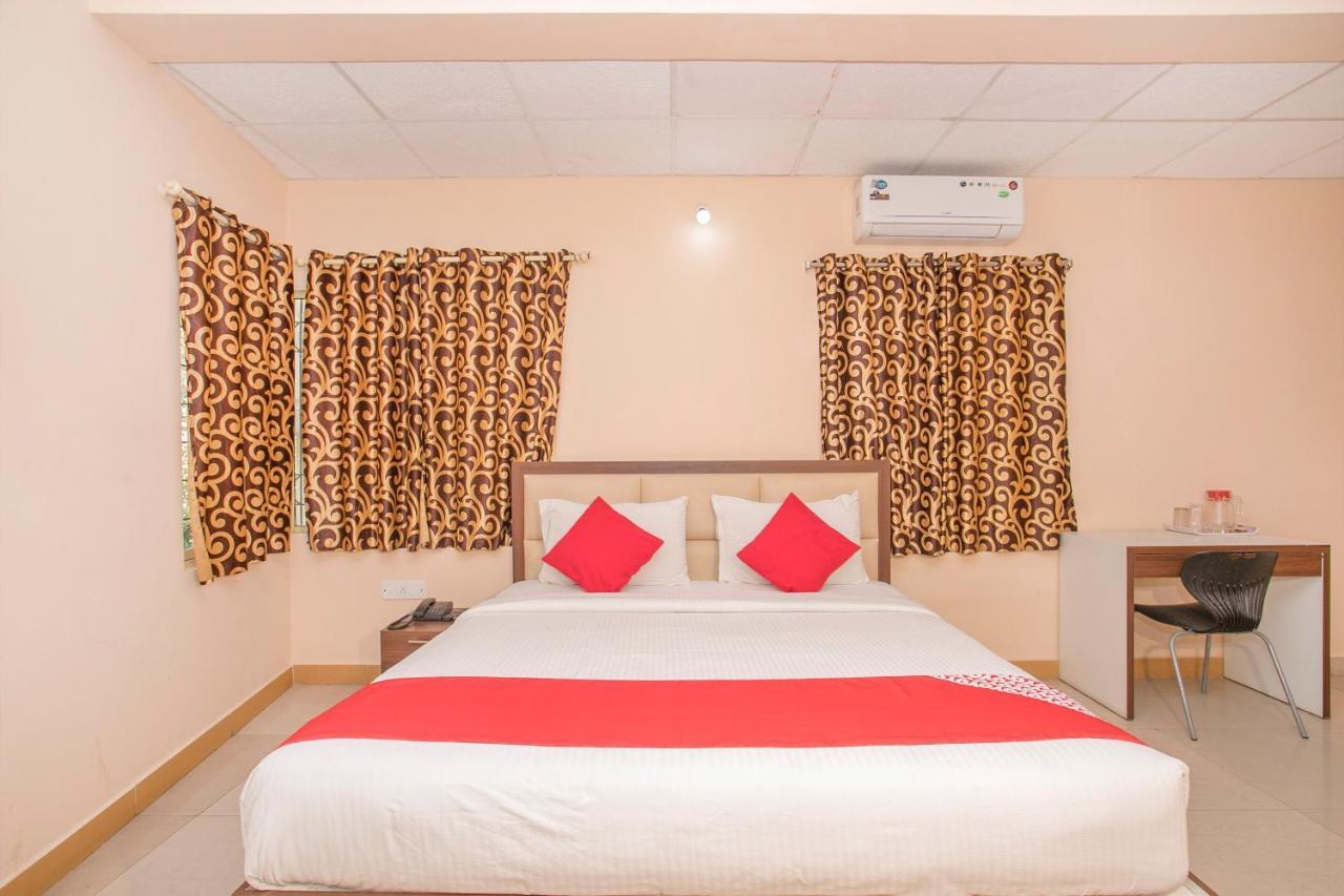 Oyo 8116 Park Hotel