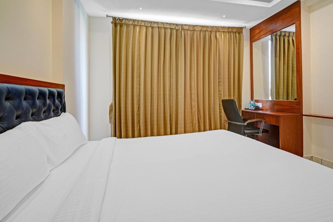 Hotel Capital O 86761 Felix