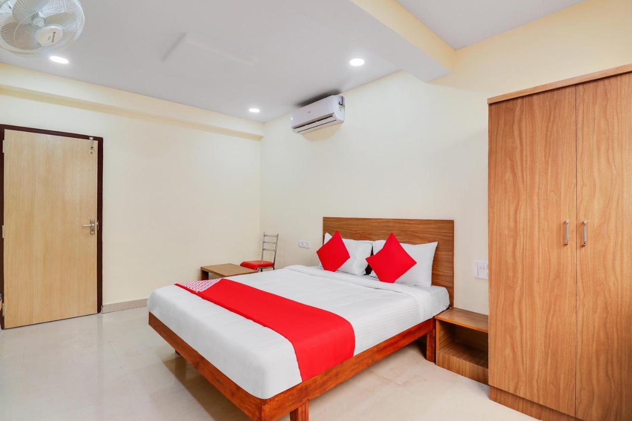 Oyo Sri Sai Residency Near Vijayanagar Metro Station Hotel 3*