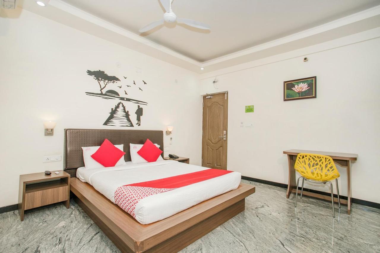 Aira Serviced Apartments Hotel 3*