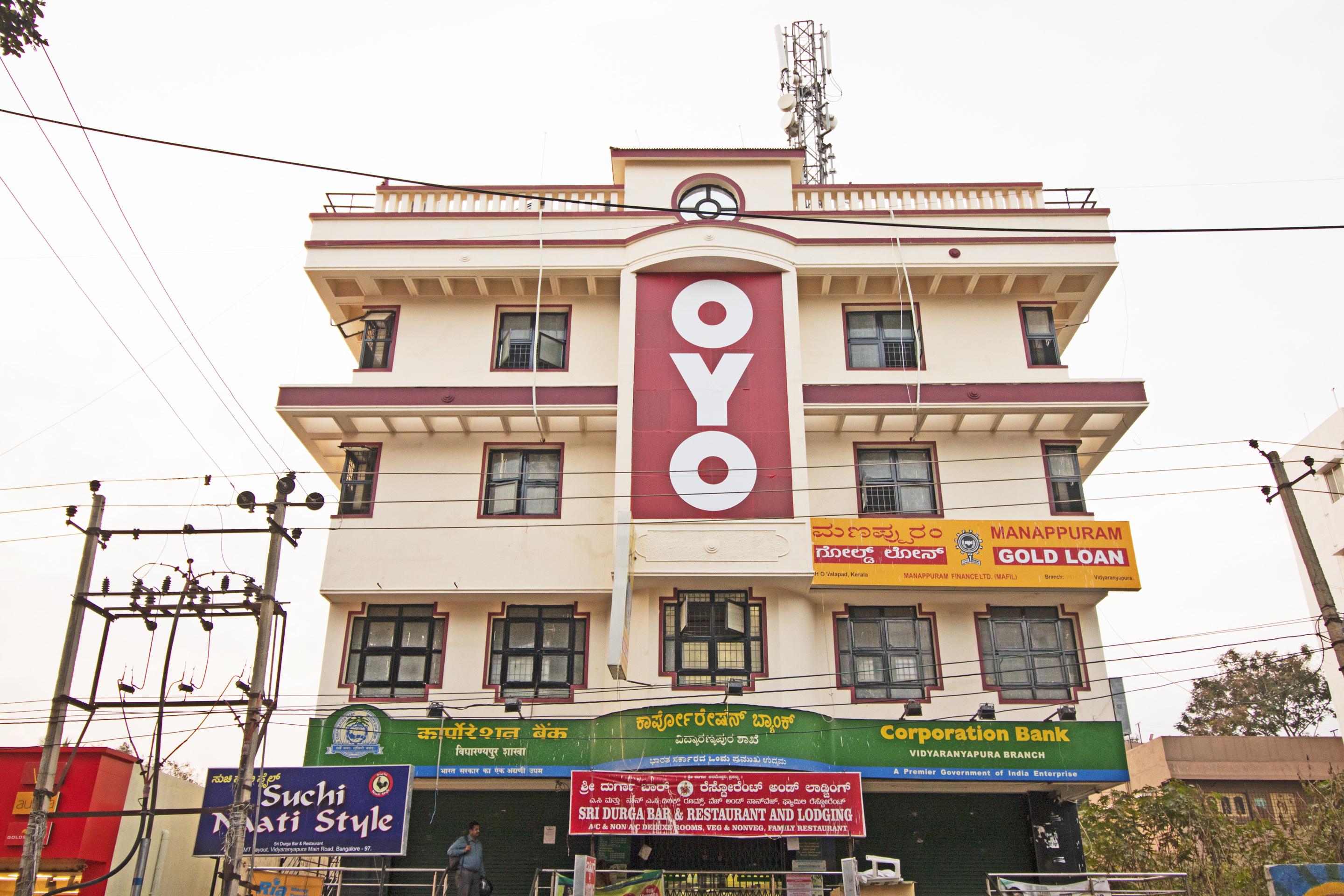 Oyo 22940 Sri Durga Residency Hotel 3*
