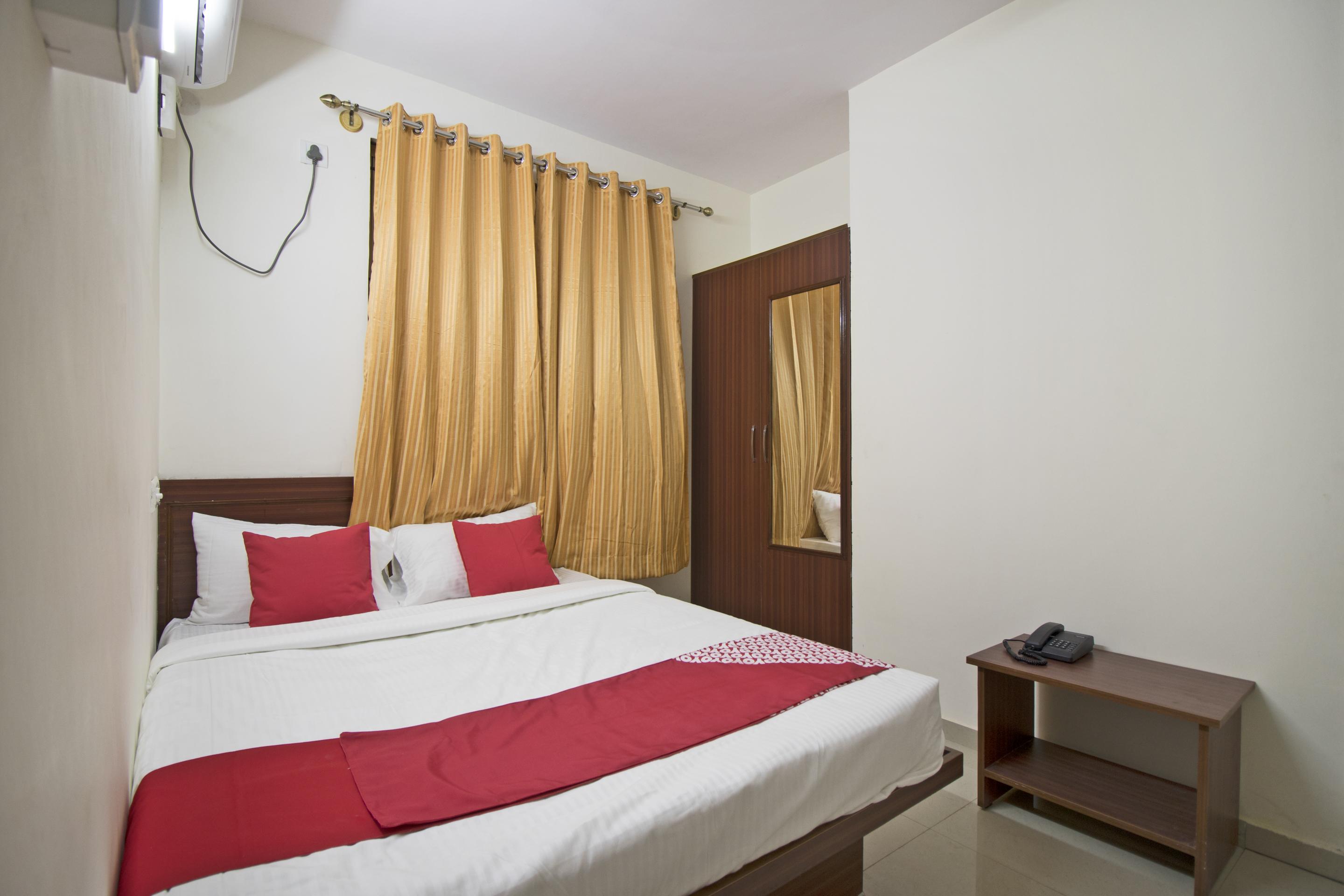 Oyo 22940 Sri Durga Residency Bangalore
