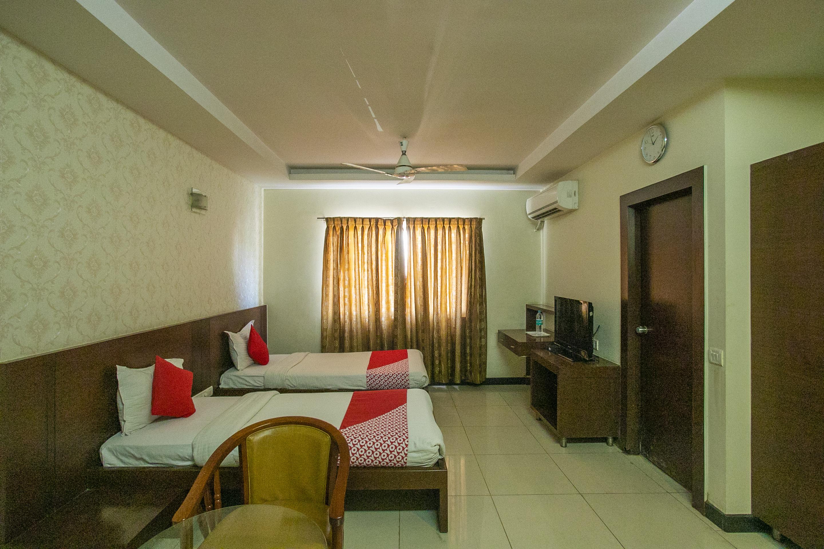 Hotel Oyo 27859 Agi Dynasty Bangalore