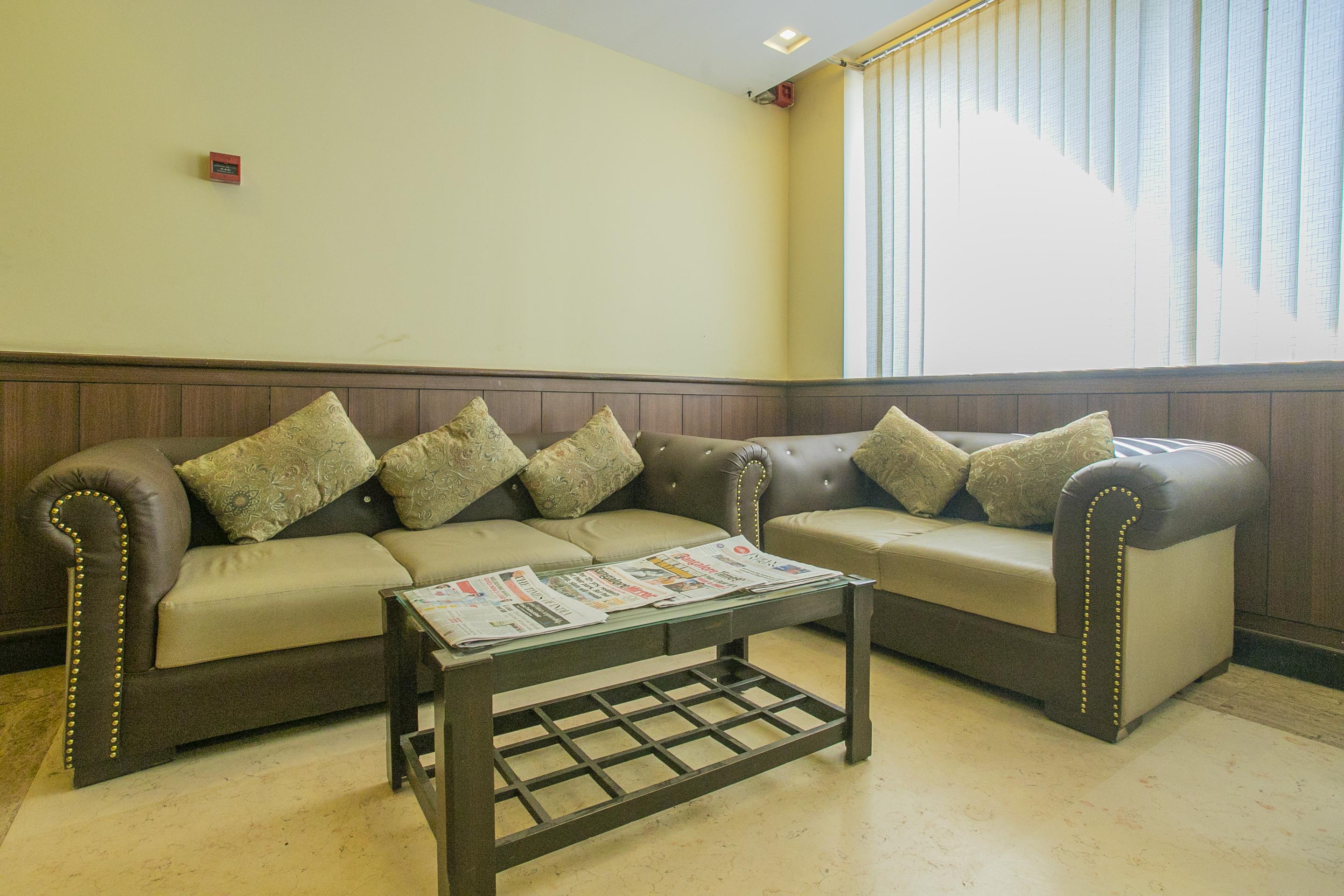 Oyo 27859 Agi Dynasty Bangalore