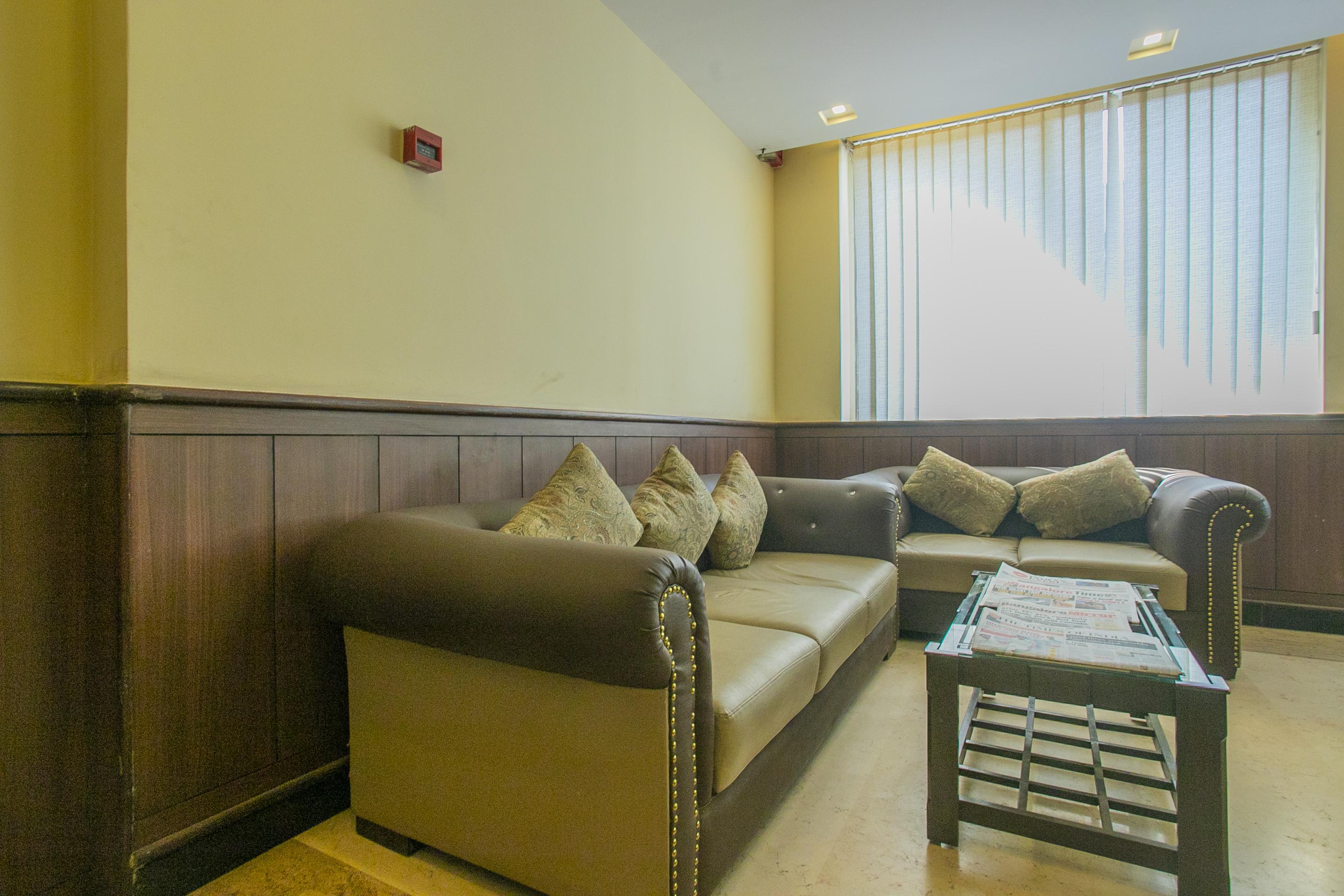 Oyo 27859 Agi Dynasty Hotel Bangalore