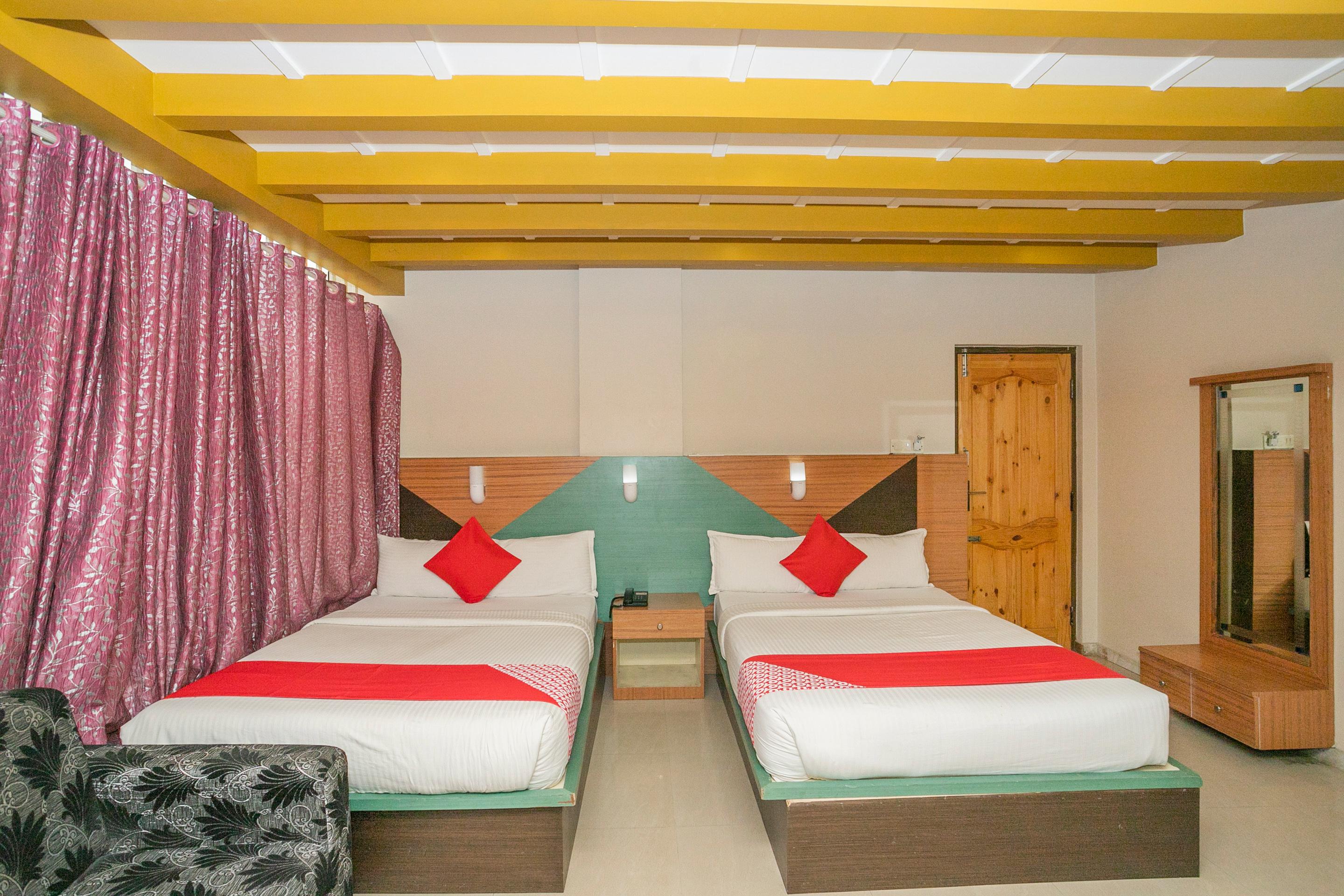 Oyo 436 Emirates 3*