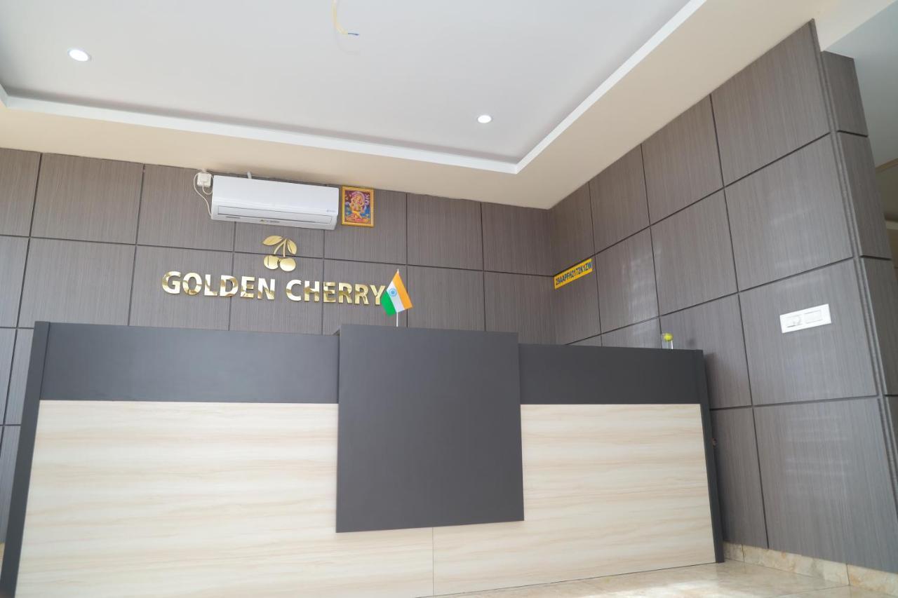 Hotel Golden Cherry