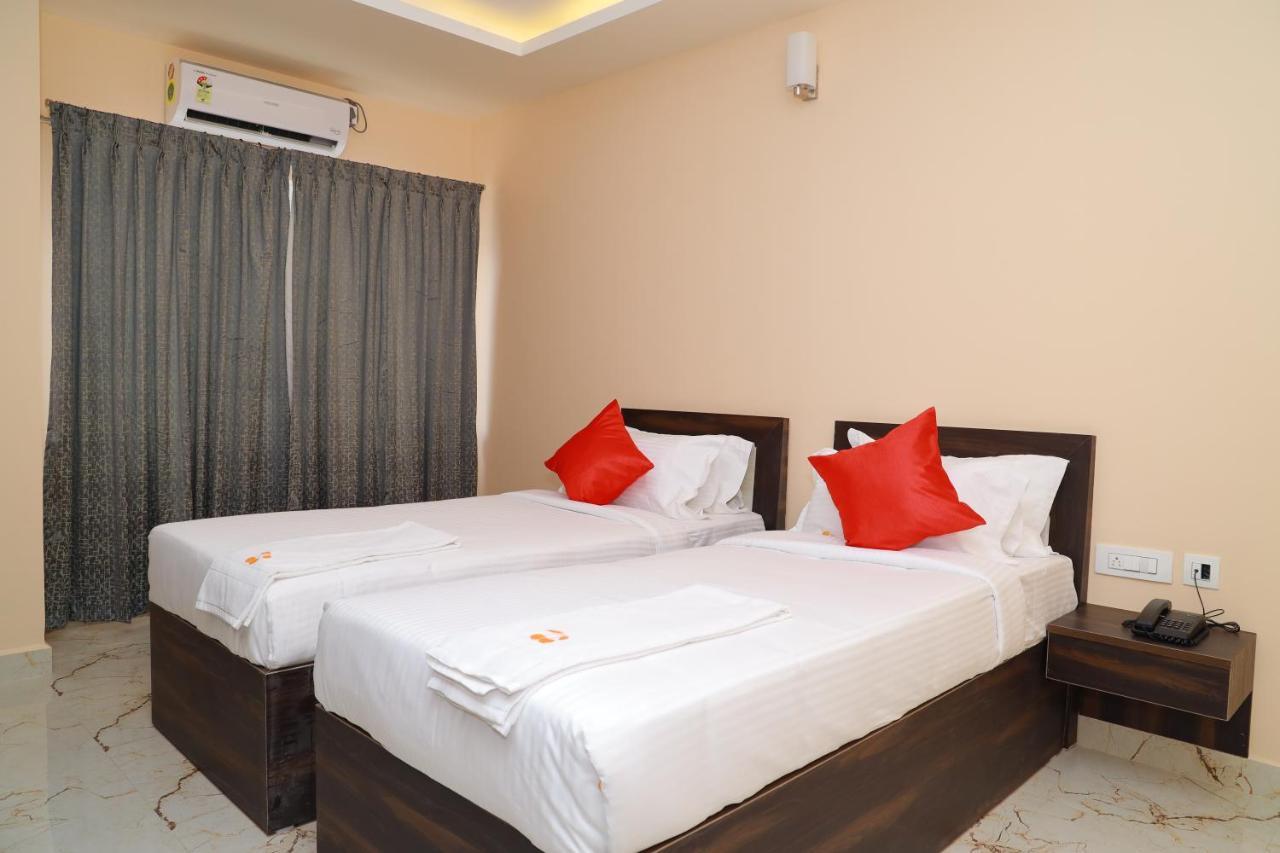 Golden Cherry Hotel 3*