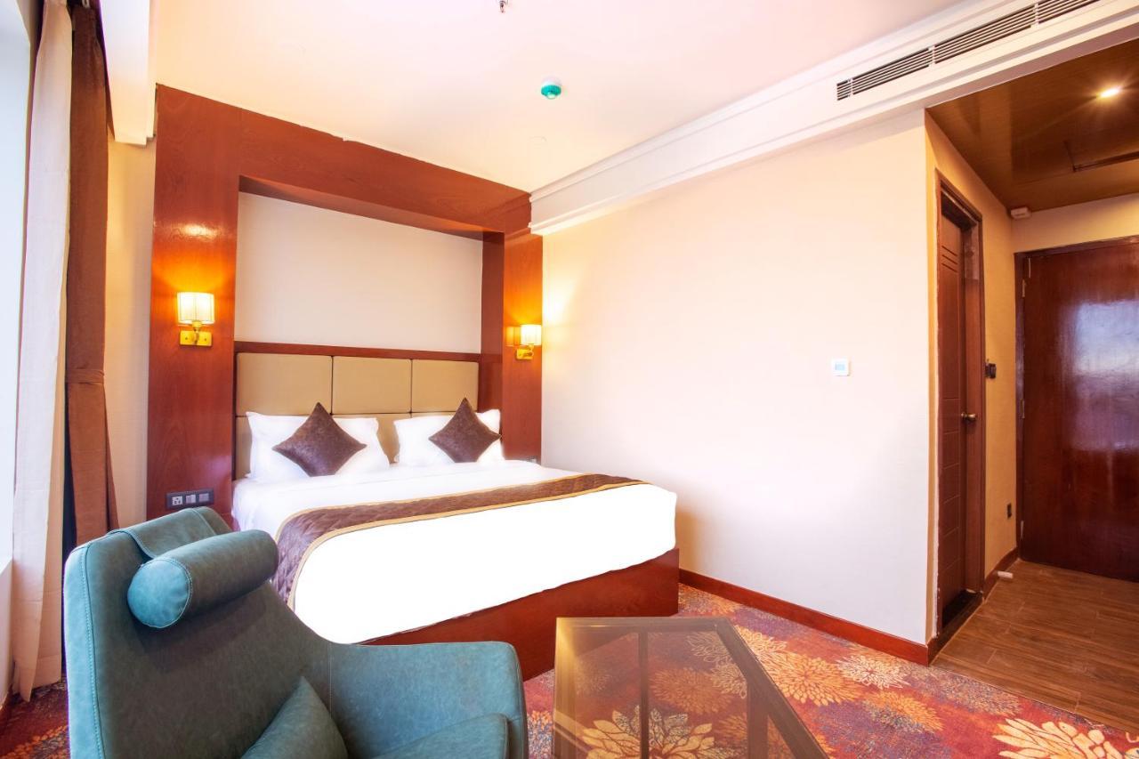 Kingston Hotel
