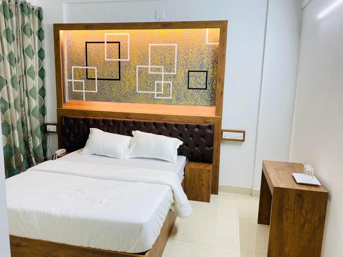 B Six Hotel 3*