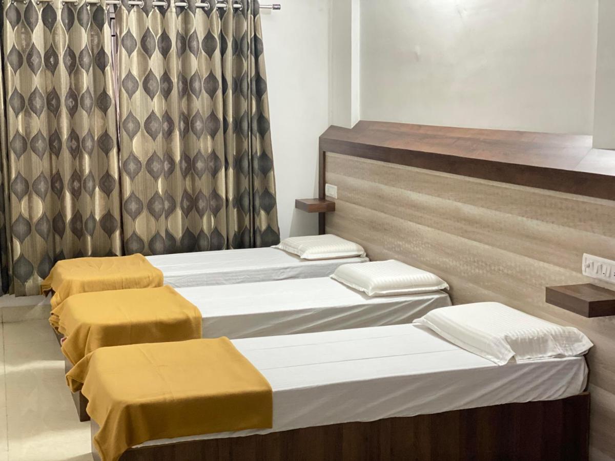 B Six 3* Bangalore