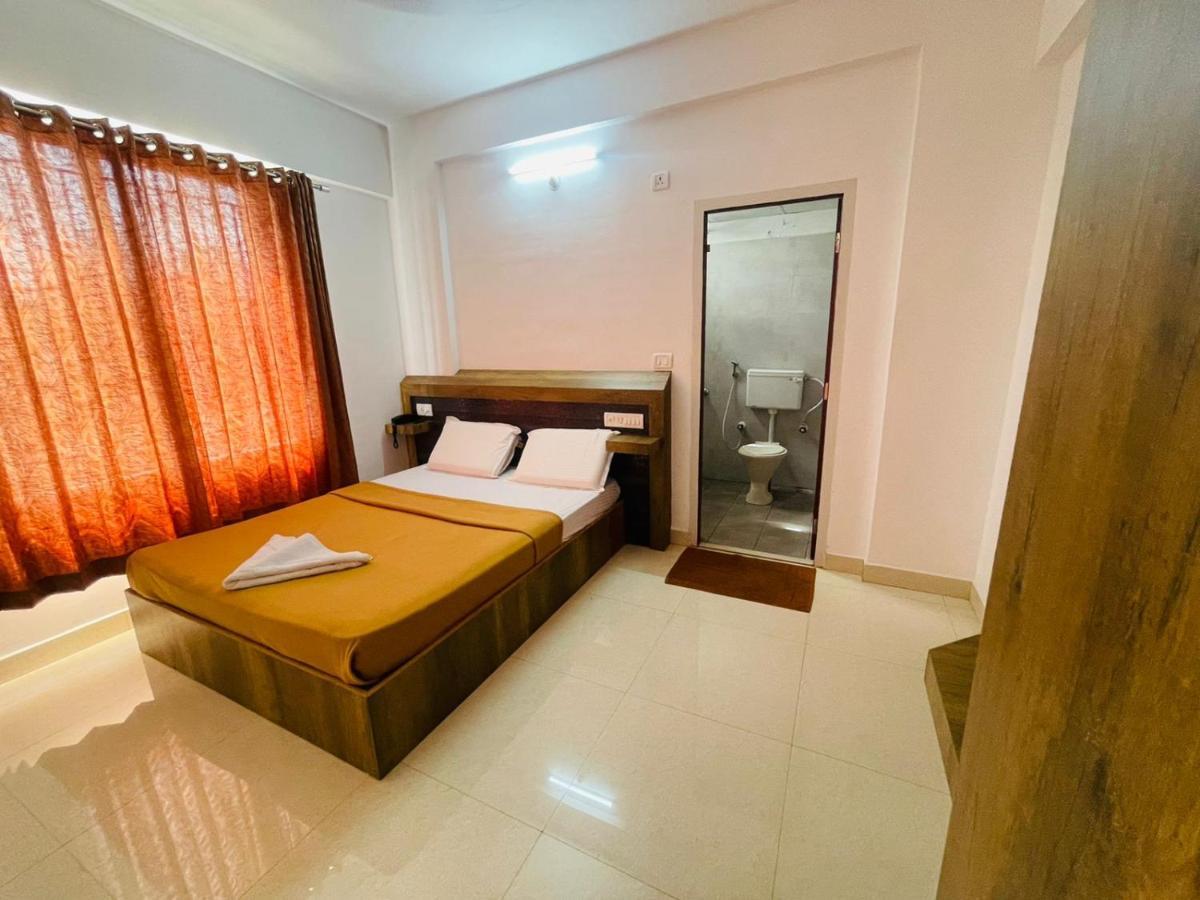 Hotel B Six