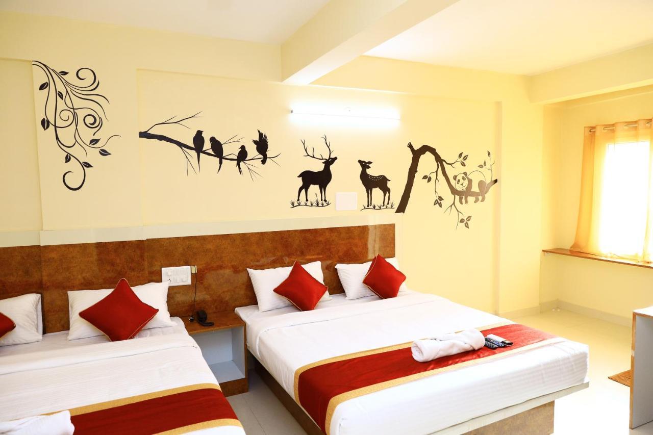 Sasthi Hotel