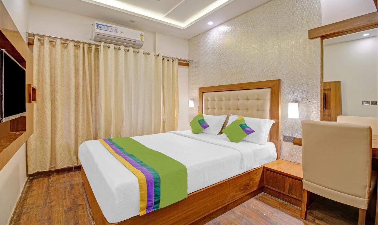 Treebo White 3* Bangalore