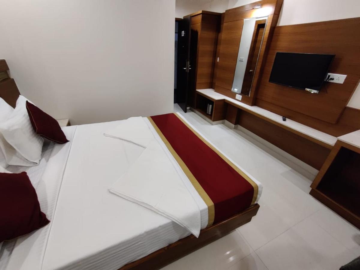 Hotel U.t.elite 3*
