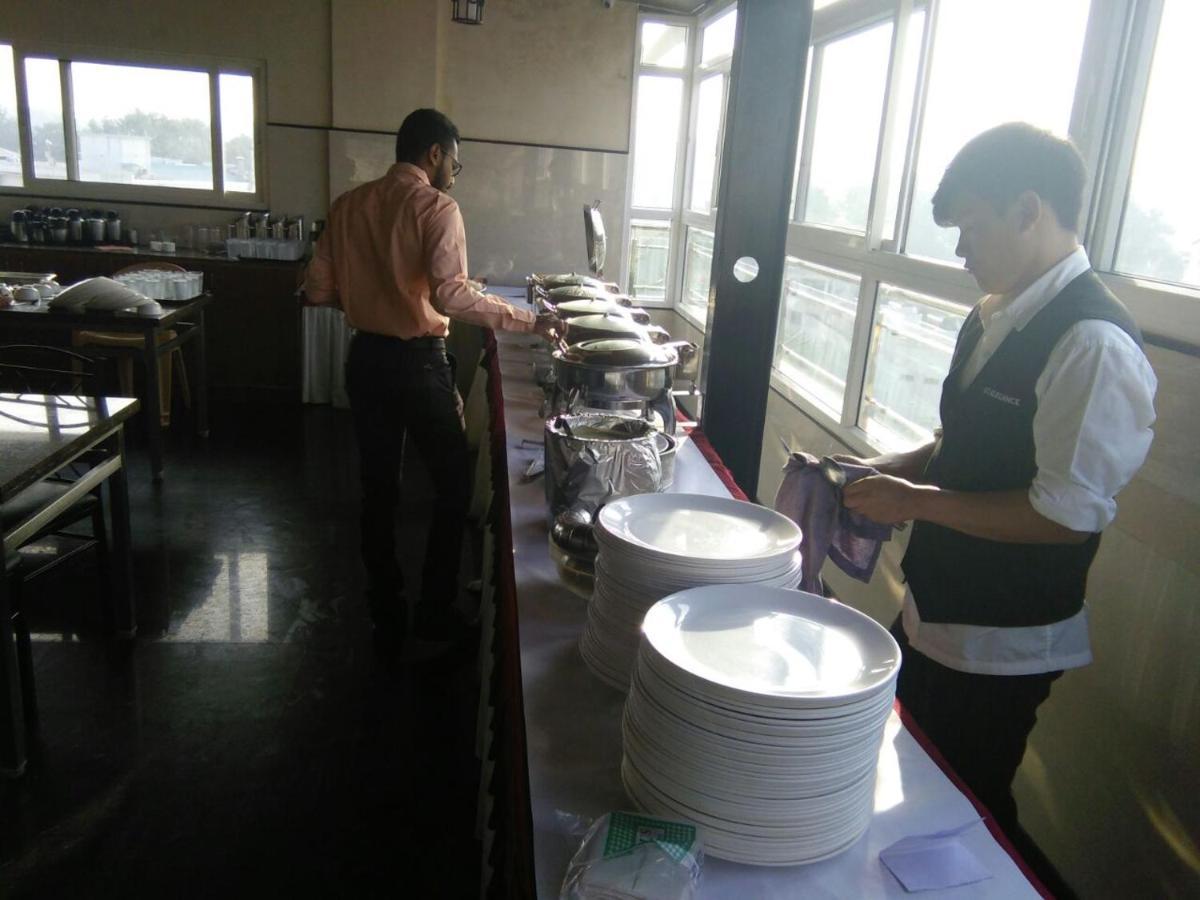 U.t.elite Hotel 3*