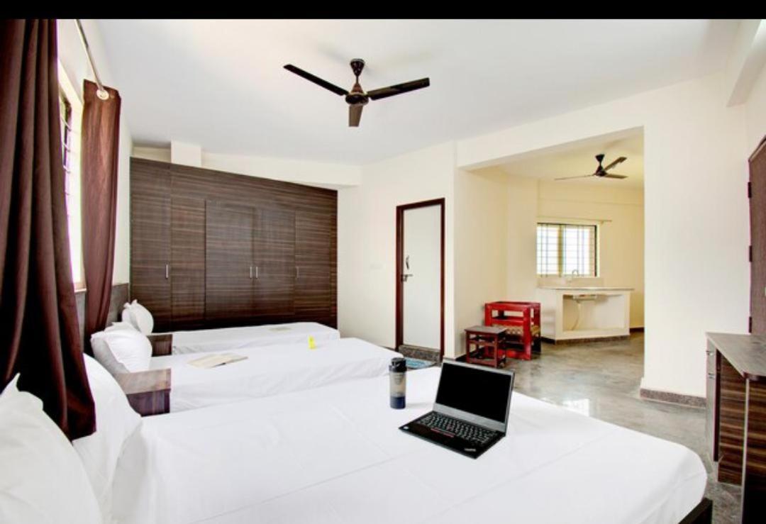 Sunrise Triangles 3* Bangalore