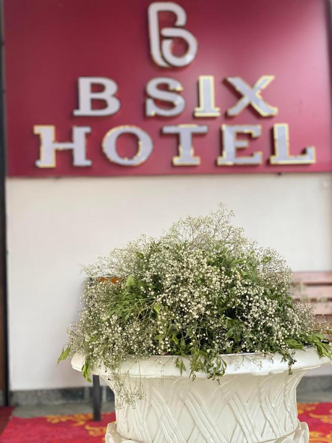 Hotel B Six