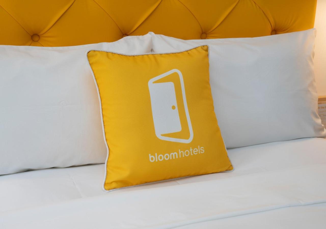 Hotel Bloom - Brookefield Bangalore