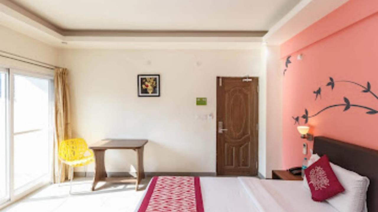 Aira Serviced Apartments Hotel 3*