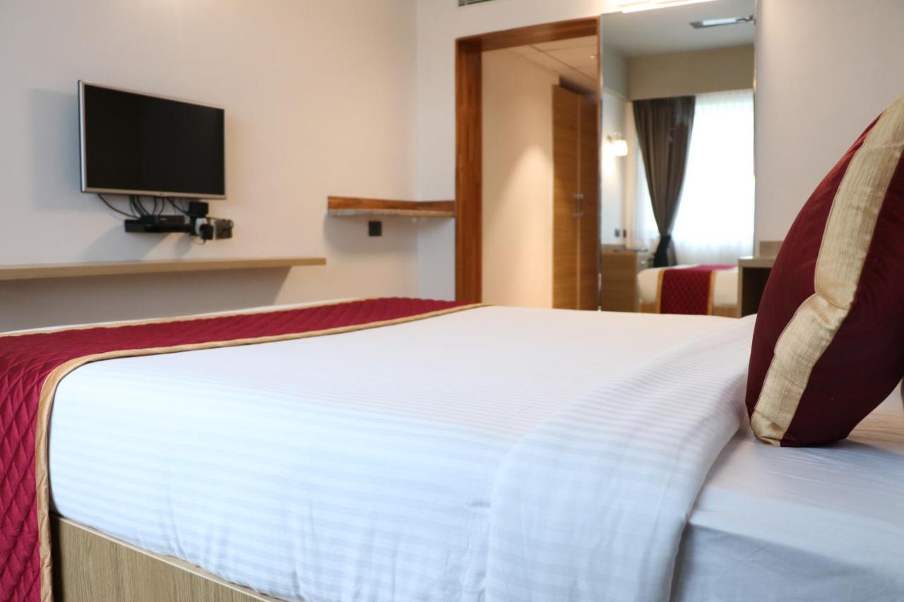 Icon Express By Bhagini Hoodi 3* Bangalore