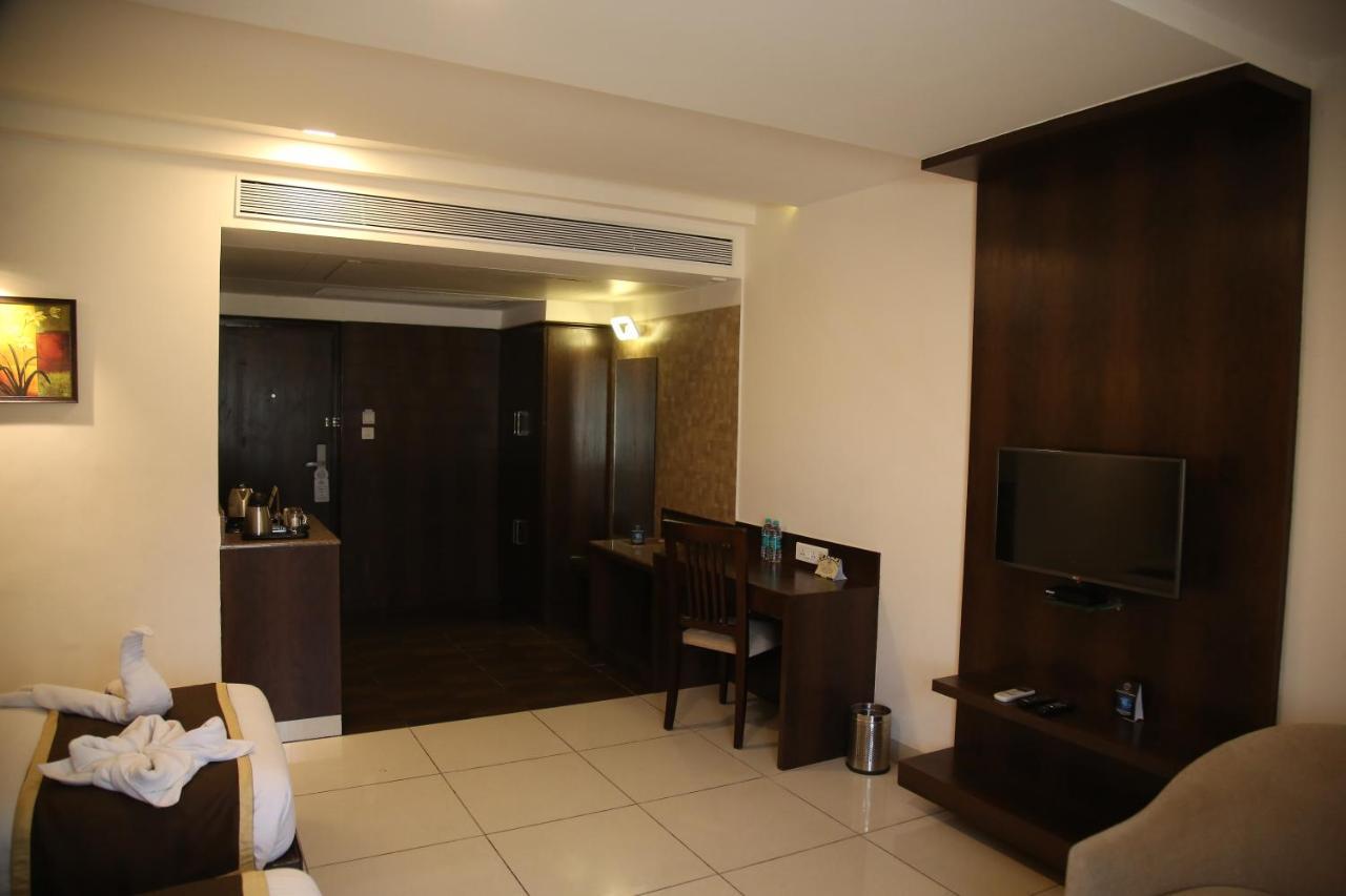 West 3* Bangalore
