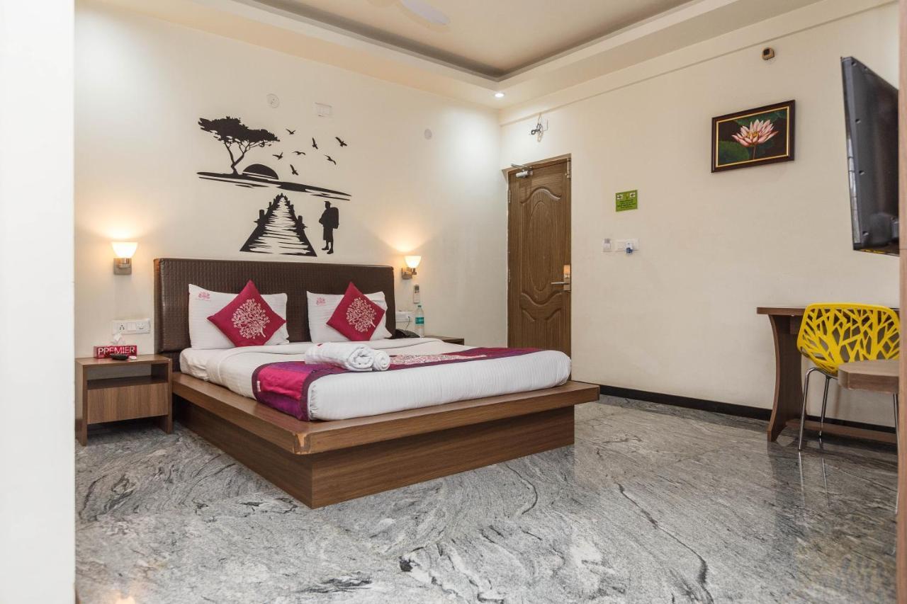 Aira Serviced Apartments Hotel 3*
