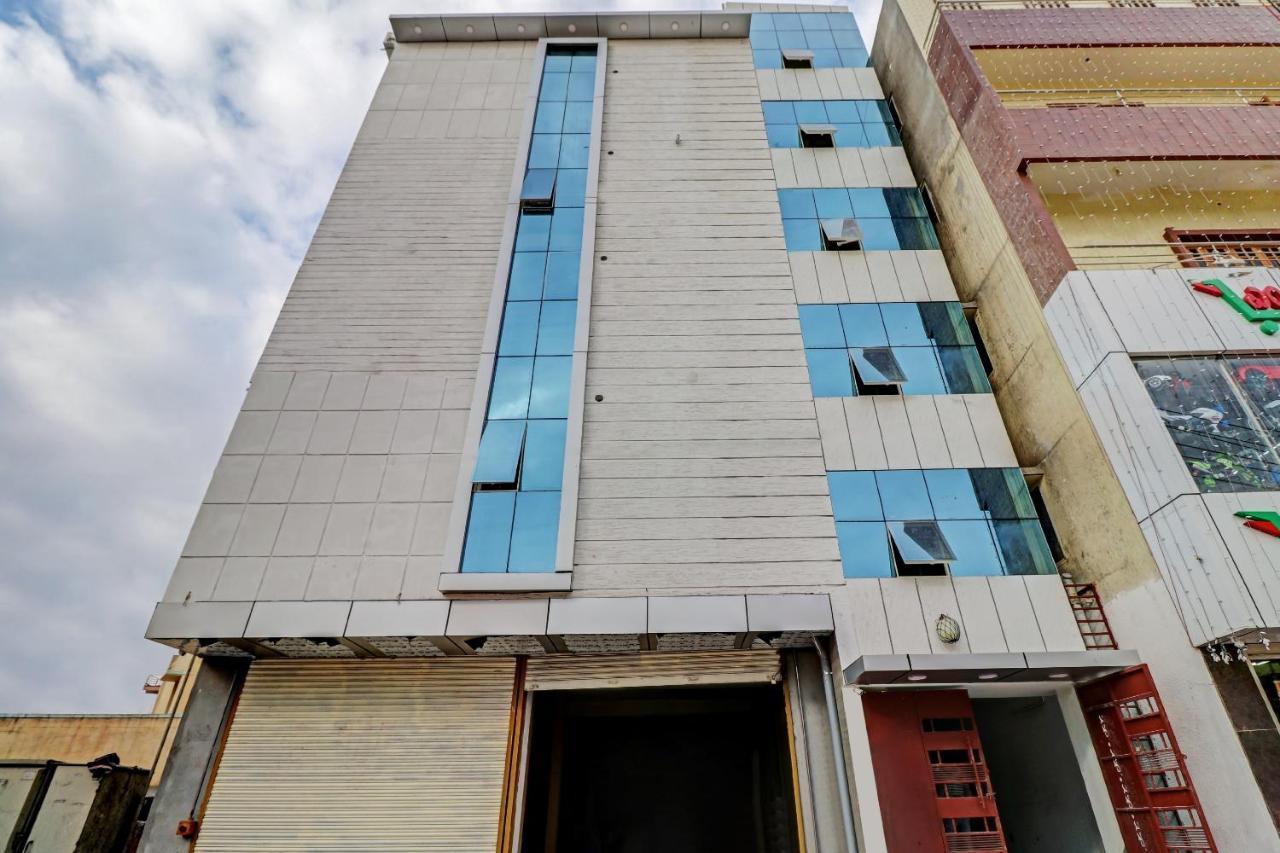 Oyo Mandhara Suites