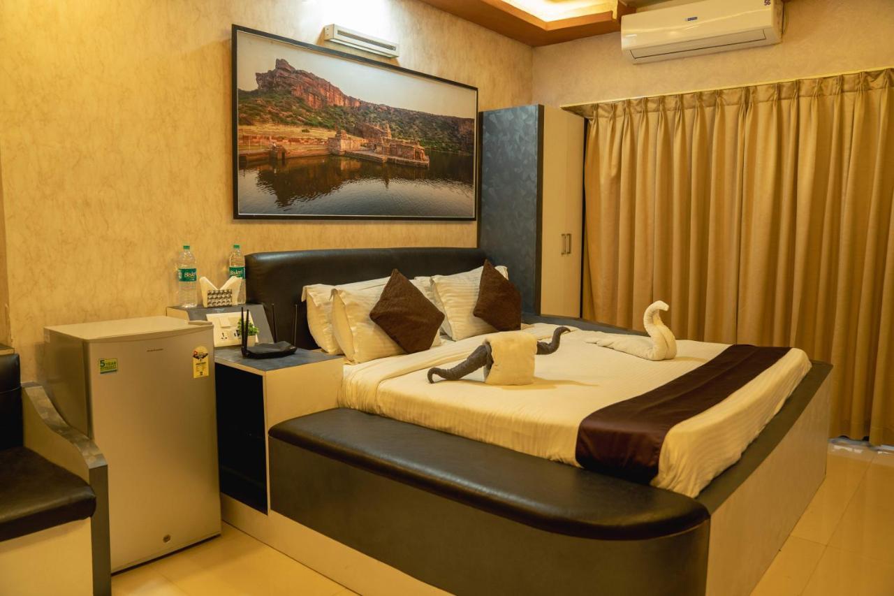 Seasons Jp Nagar Apartment *