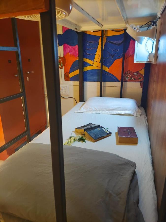 Hostel The Hood