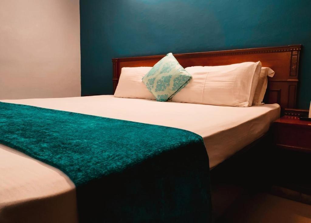 Geo Hotel 3*