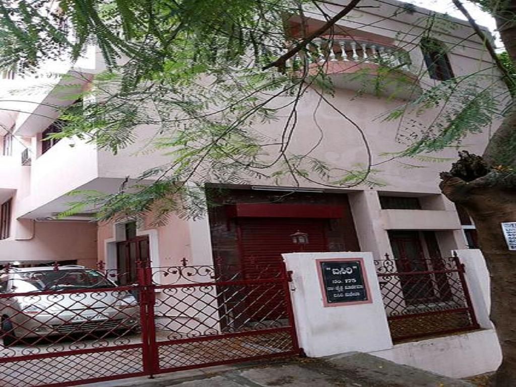 Snoozotel Hostel Bangalore