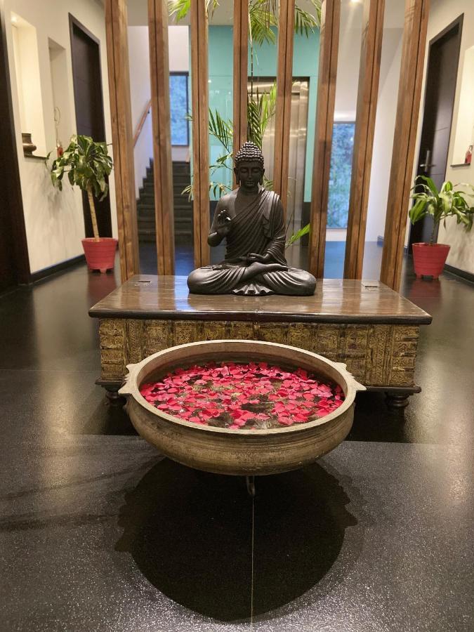 Aura Corporate Suites Hotel
