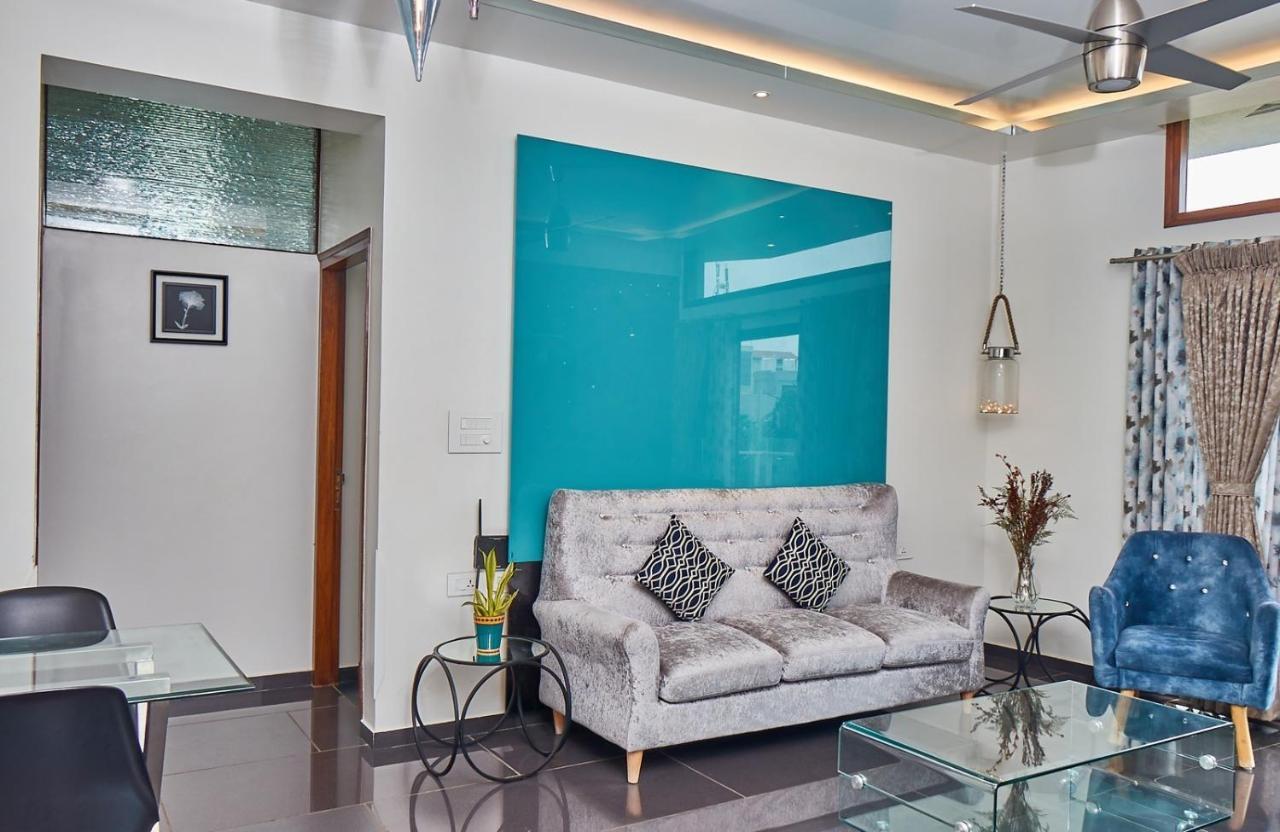 Glass Apartment *