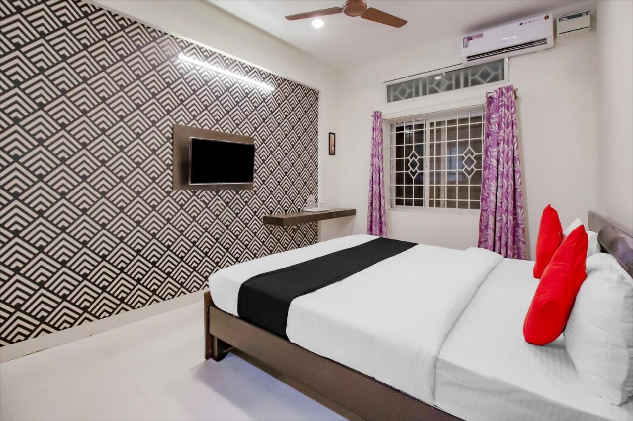 Hotel Collection O Sln