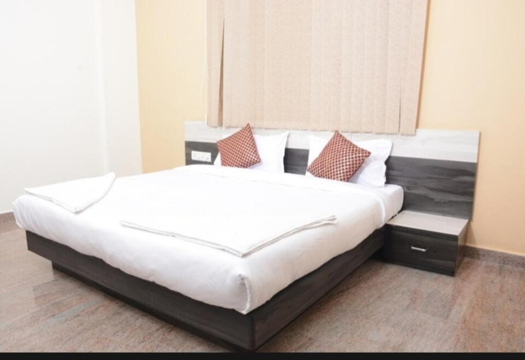 Lavish Residency Near Ramurthynagar D Mart * Bangalore