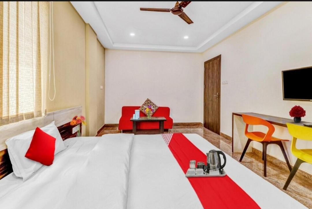 Guest house Lavish Residency Near Ramurthynagar D Mart