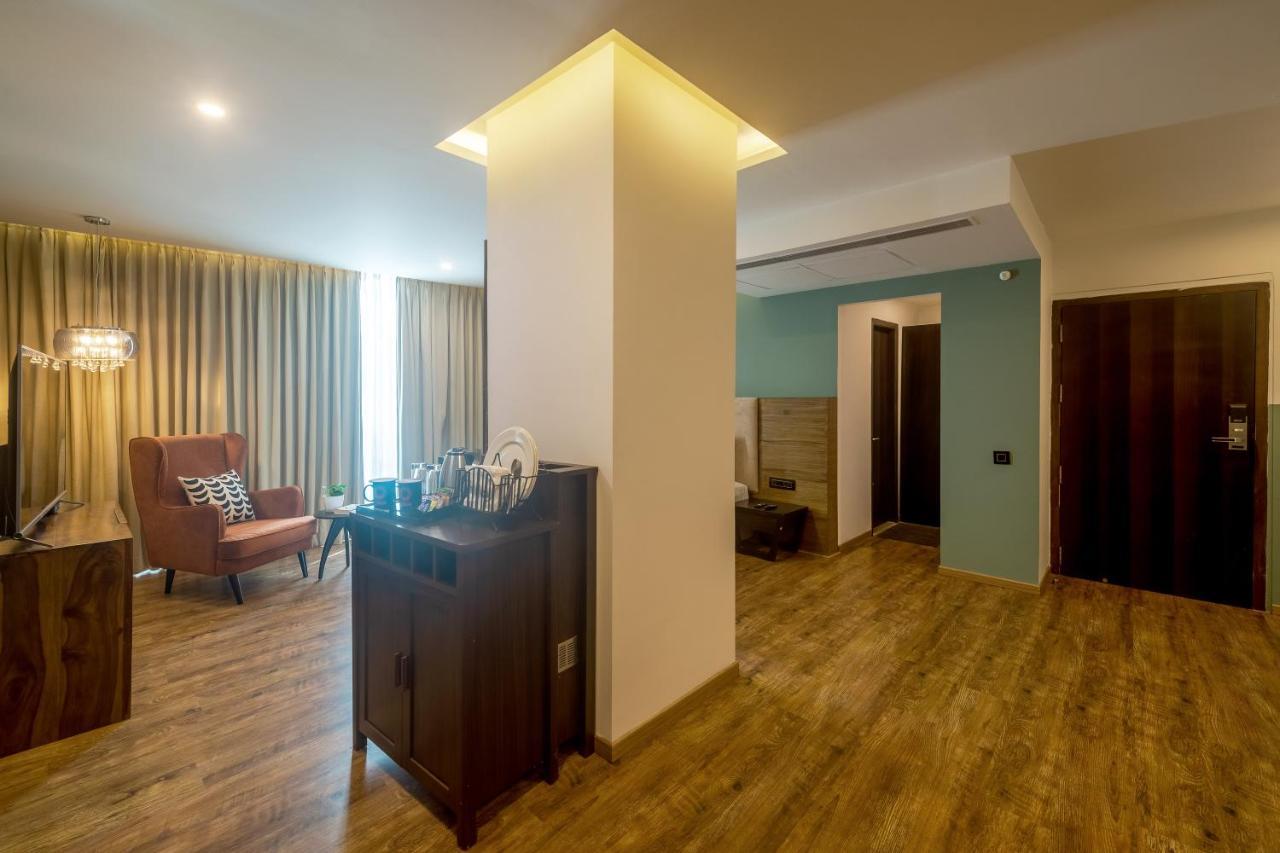 Olive Mg Road Dunsvirk By Embassy Group Hotel Bangalore