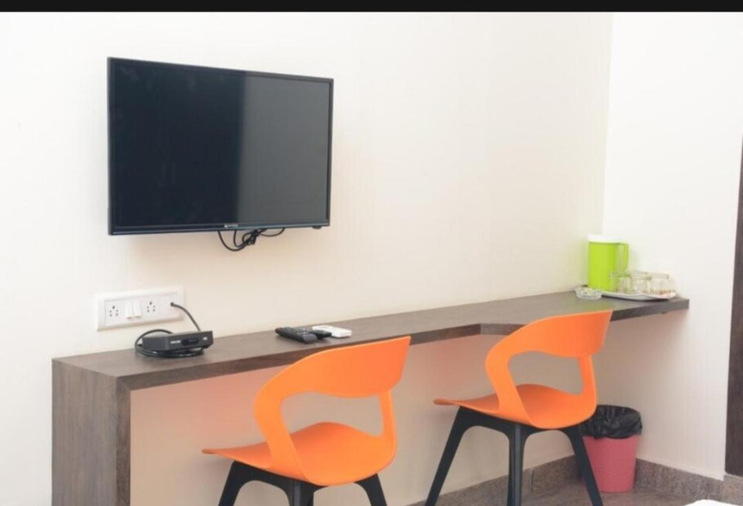 Guest house Lavish Residency Near Ramurthynagar D Mart Bangalore