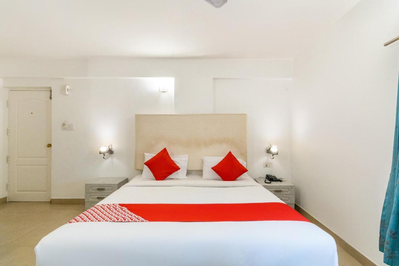 Oyo Fiesta Grand Hotel 3*